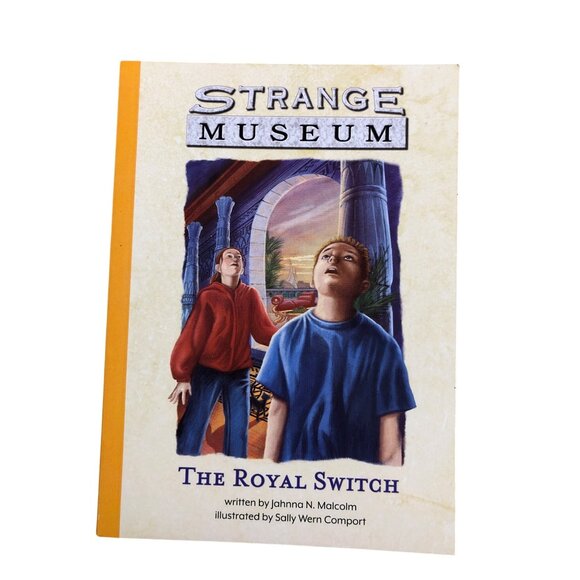 Strange Museum Hooked on Phonics Book Set of 4 Chapter Books Children Reading - Picture 8 of 9